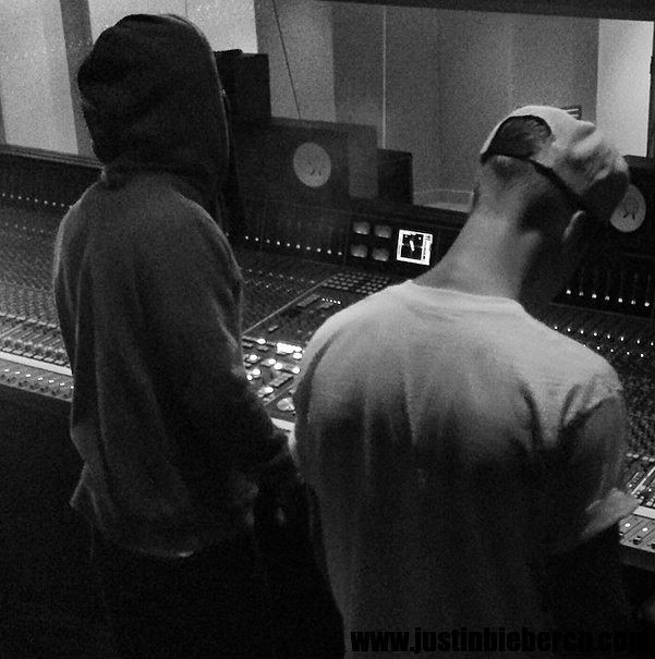 Justin-Bieber-Lil-Wayne-in-studio